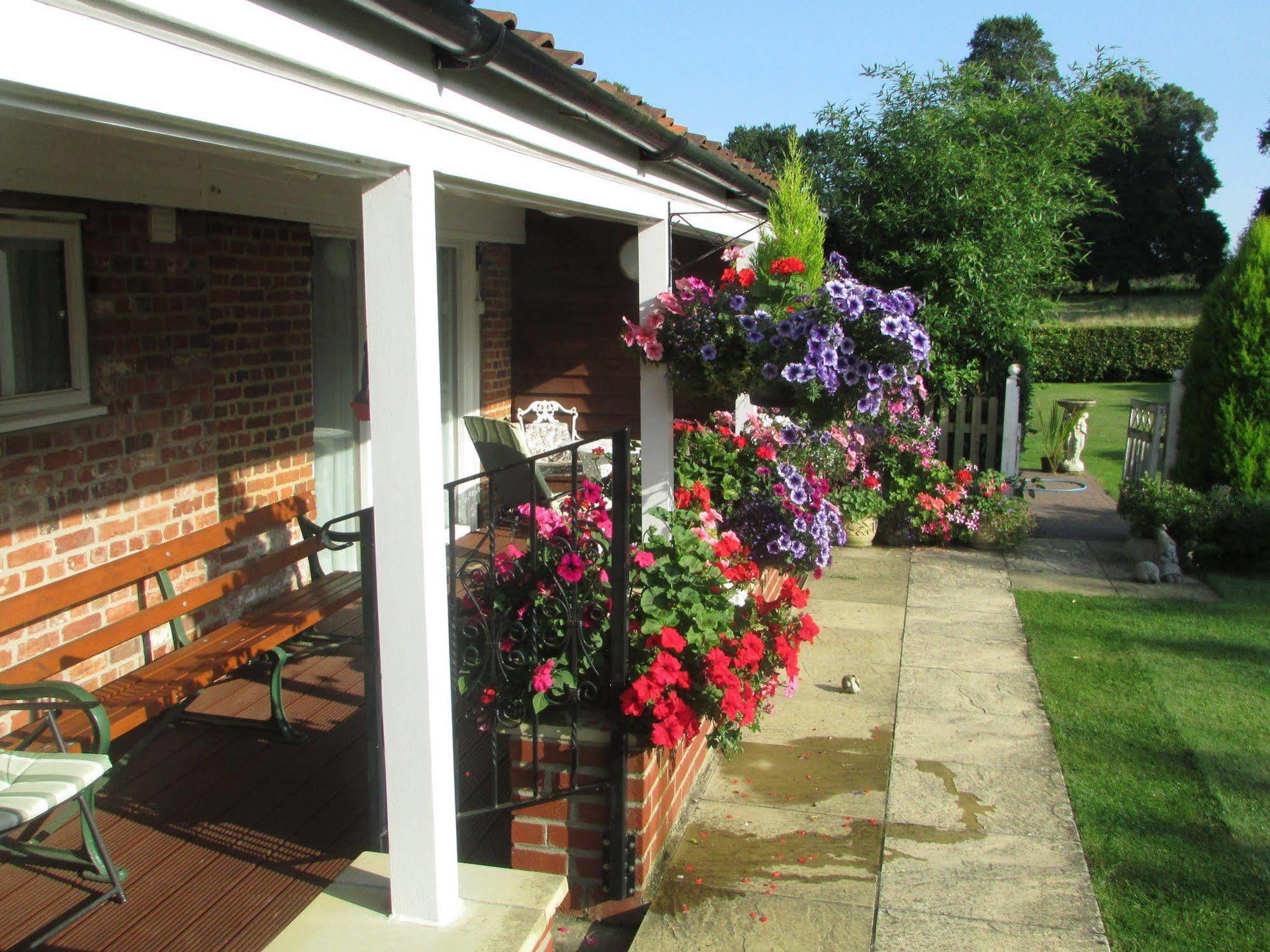 Bed and Breakfast Decoy Barn Fritton Esterno foto